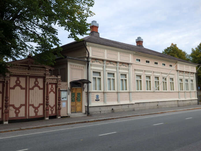 Wahlbergin museotalo on yksi komeimmista 1800-luvun lopulla rakennetuista porvaristaloista. Uudenkaupungin historiaa voi nyt opiskella älypelin avulla.