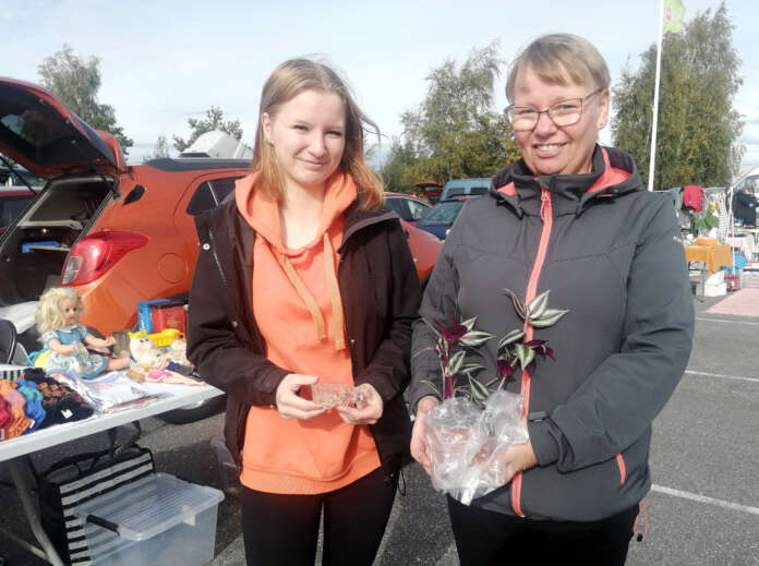 Tytär ja äiti, Elina Saarinen ja Eerika Suomela, löysivät kumpikin etsimänsä. Eerika sai kristallieläimen ja Elina viherkasvin.